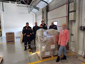 Спасатели оказали помощь в организации отправки гуманитарного груза