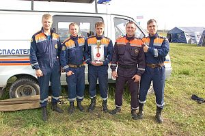 Cпасатели Аварийно-спасательной службы заняли призовое место в соревнованиях "Маршрут выживания"