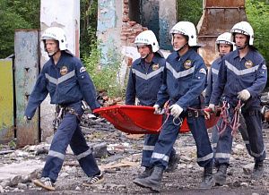 В строящемся здании в н.п. Краснообск, при проведении строительно-монтажных работ, рабочий упал в подвальное помещение